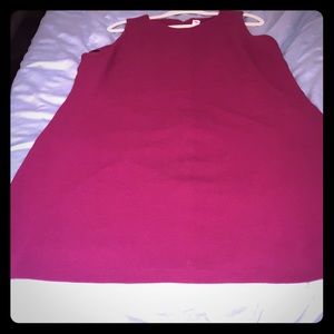 Great for work: wine-colored sheath style dress